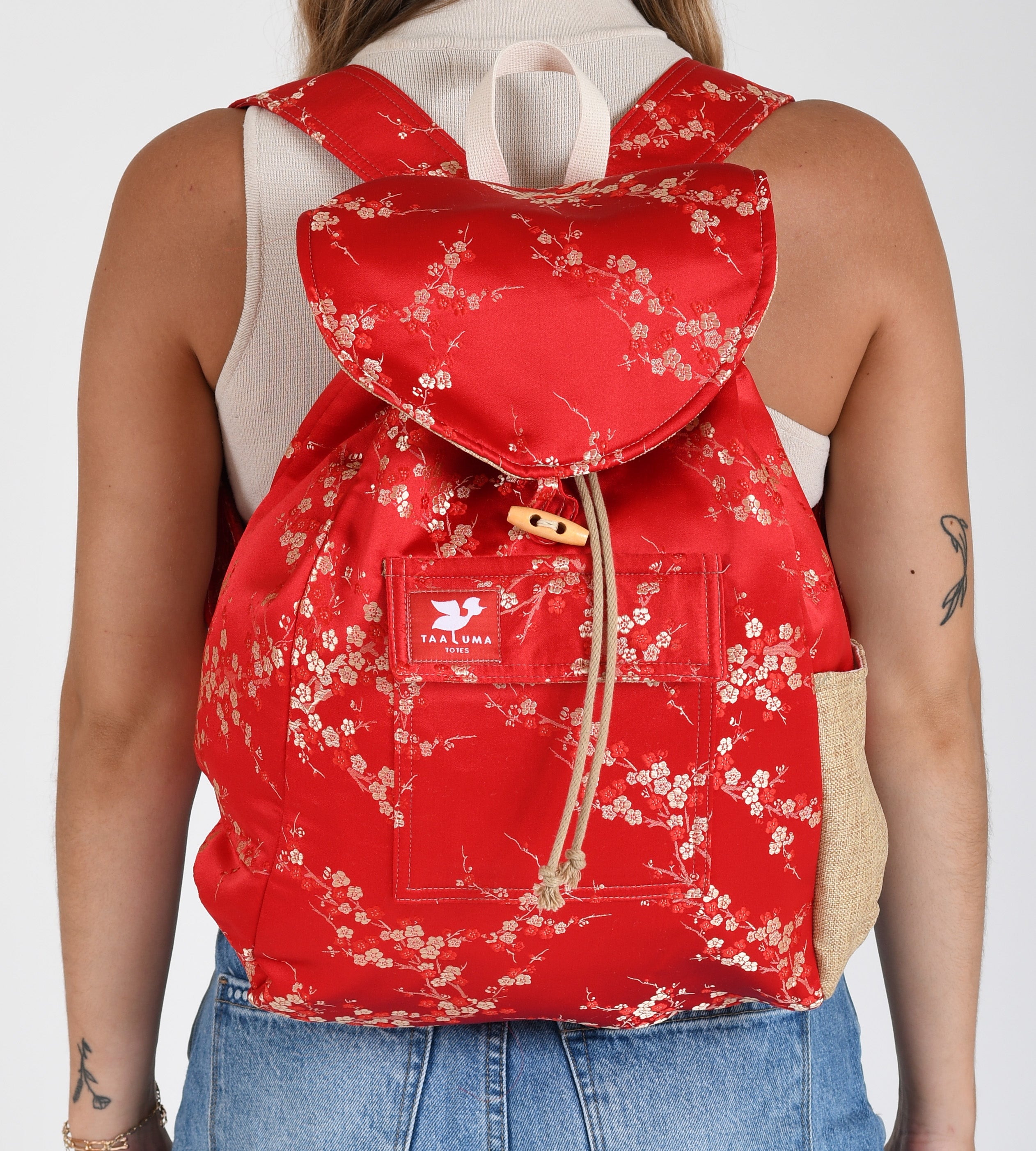 China Tote (by Autumn E Shaw)