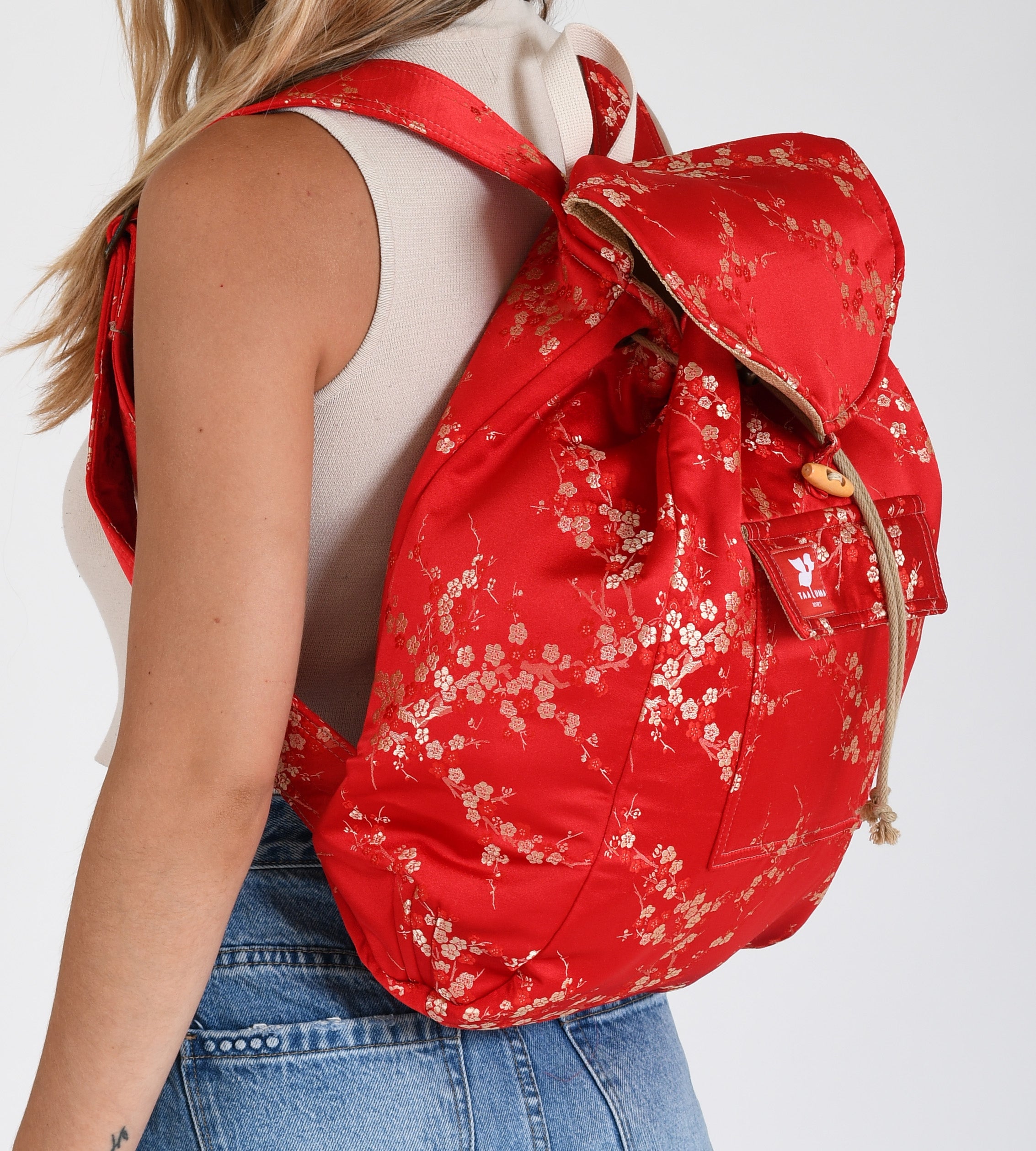 China Tote (by Autumn E Shaw)