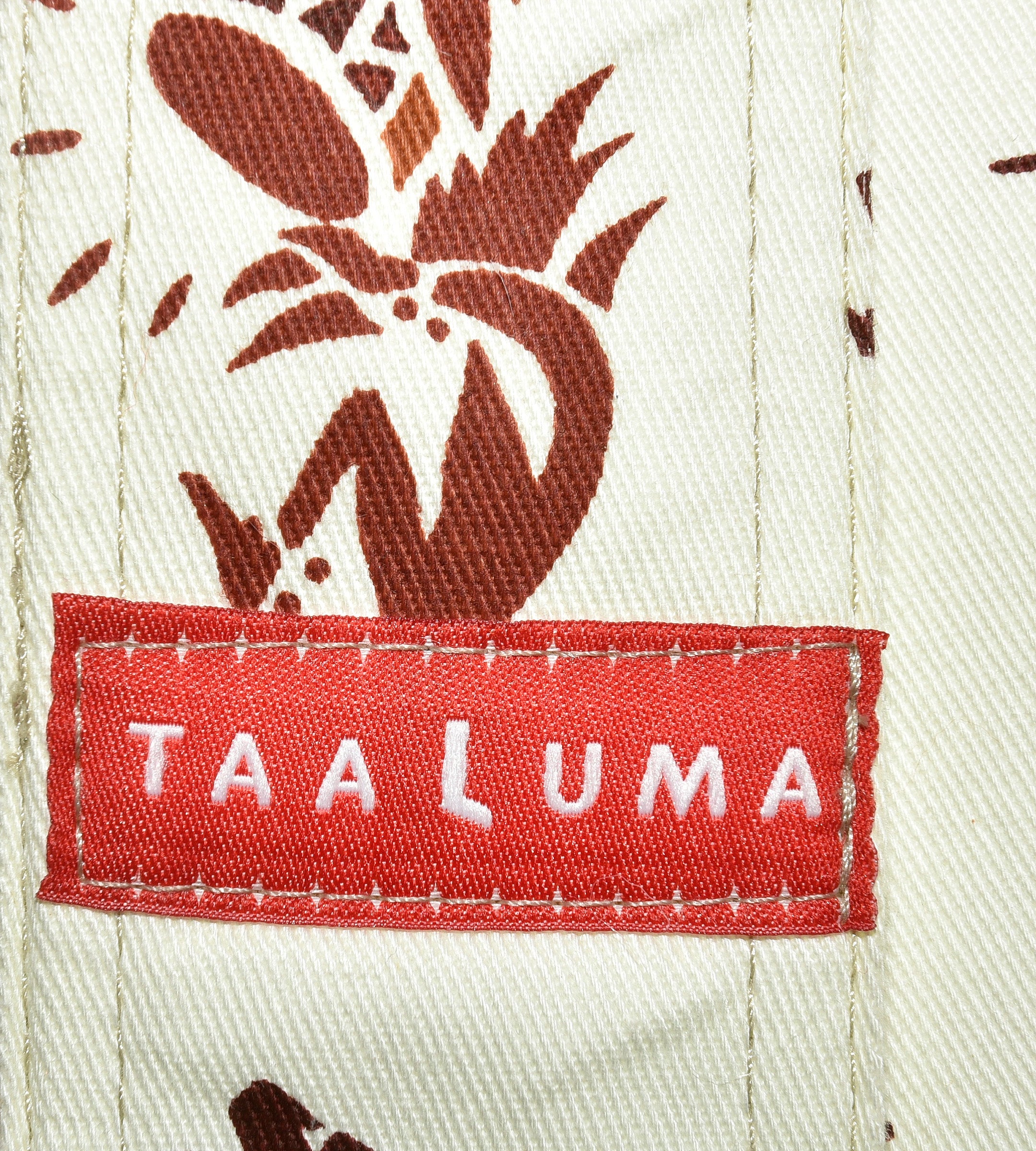 Madagascar Tote (by Isabelle S.)