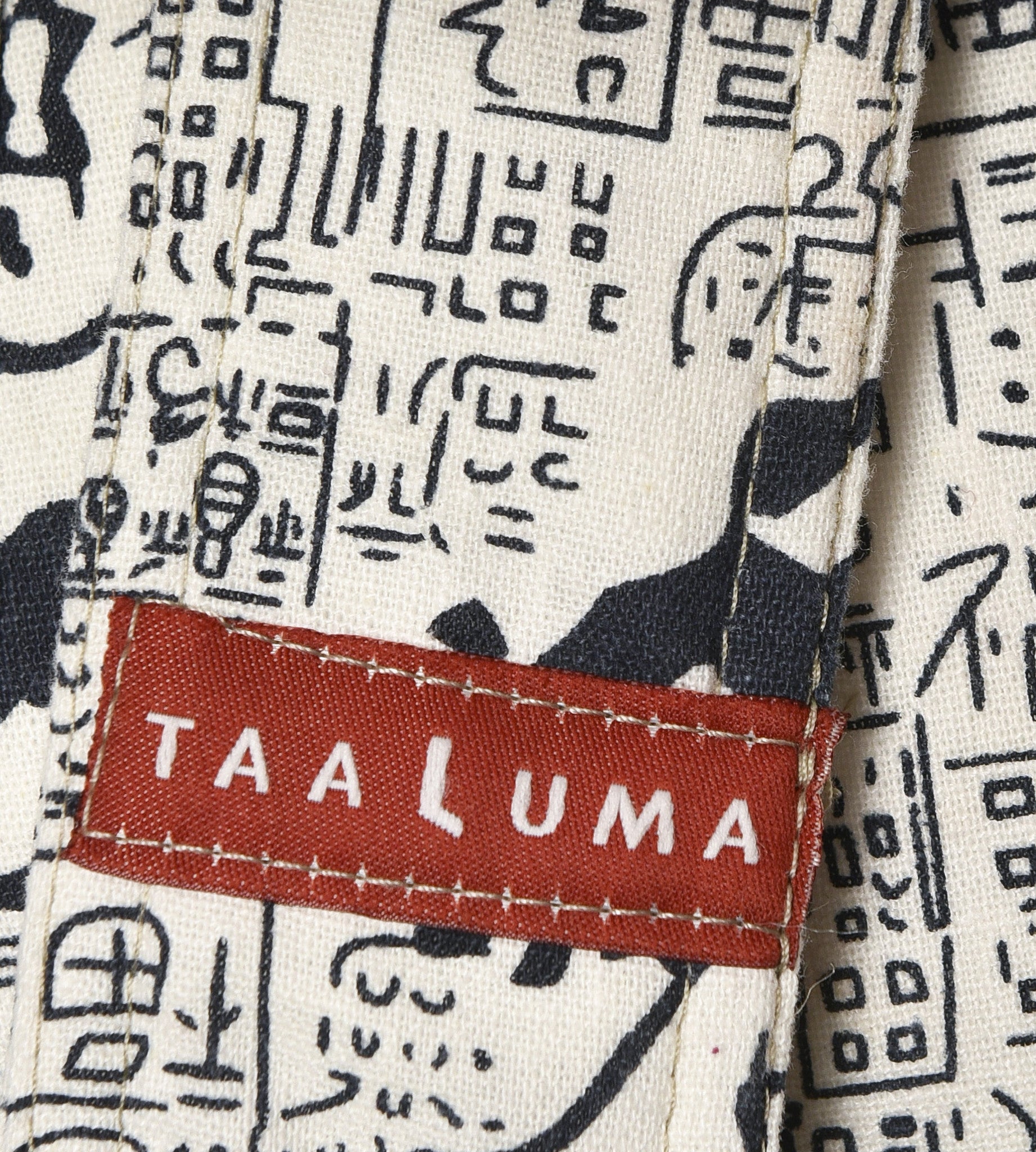 China Tote (by Alyx Bean)